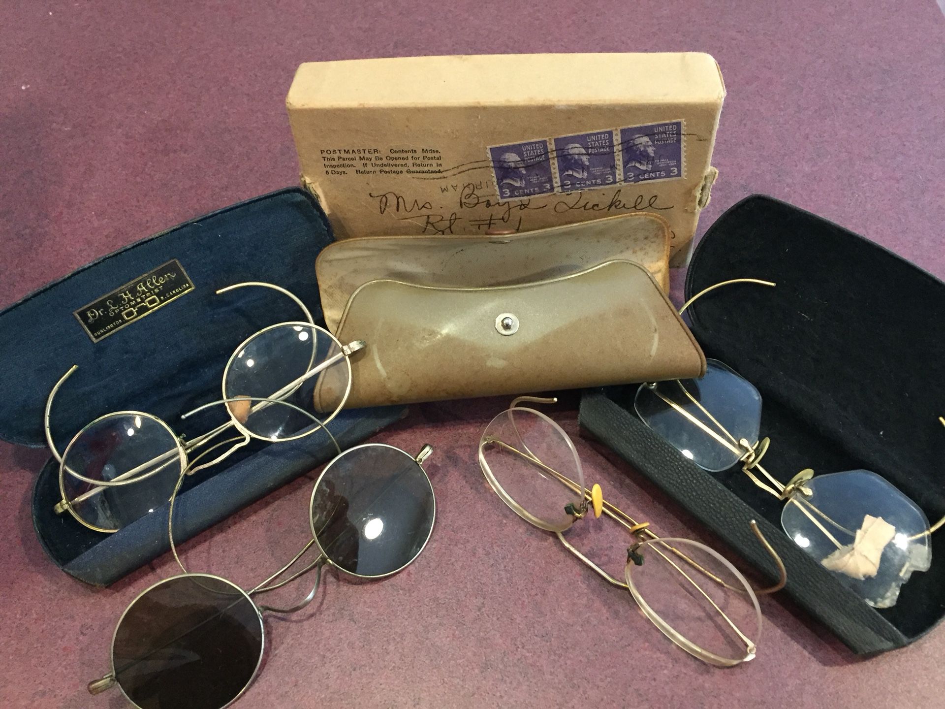 Vintage eyeglasses with replacement lense in original shipping box