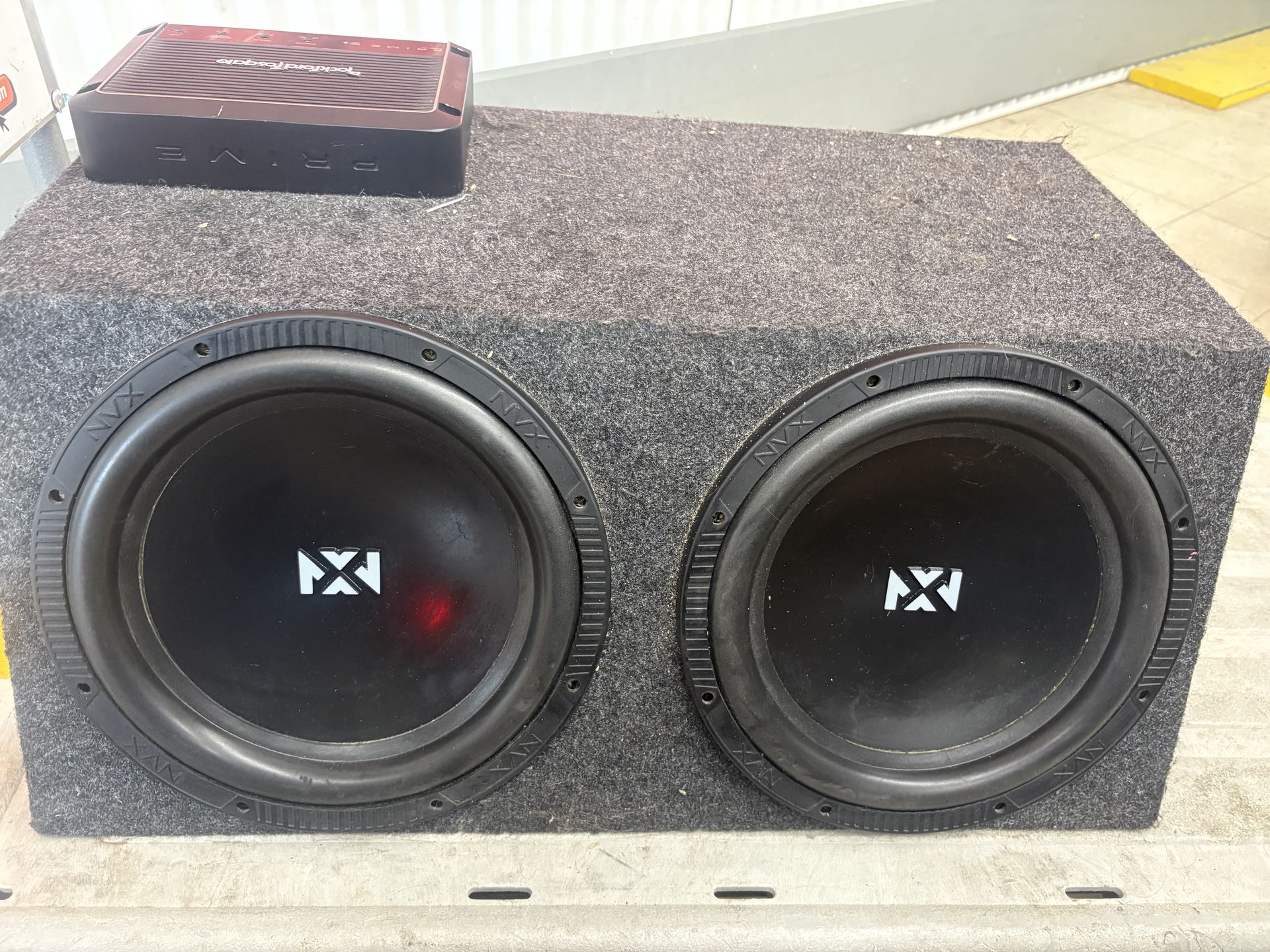 12” N-series V2 Dual 4-ohm/Rockford Fosgate R750-1D Mono Block Class D Amplifier $240