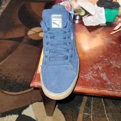 Suede Classic Low Top Pumas