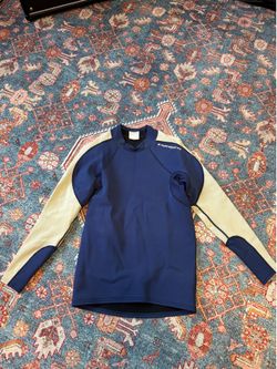 Men’s NRS neoprene top size M