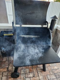Traeger tfb57 Pellet Grill