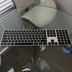 Apple Magic Keyboard 