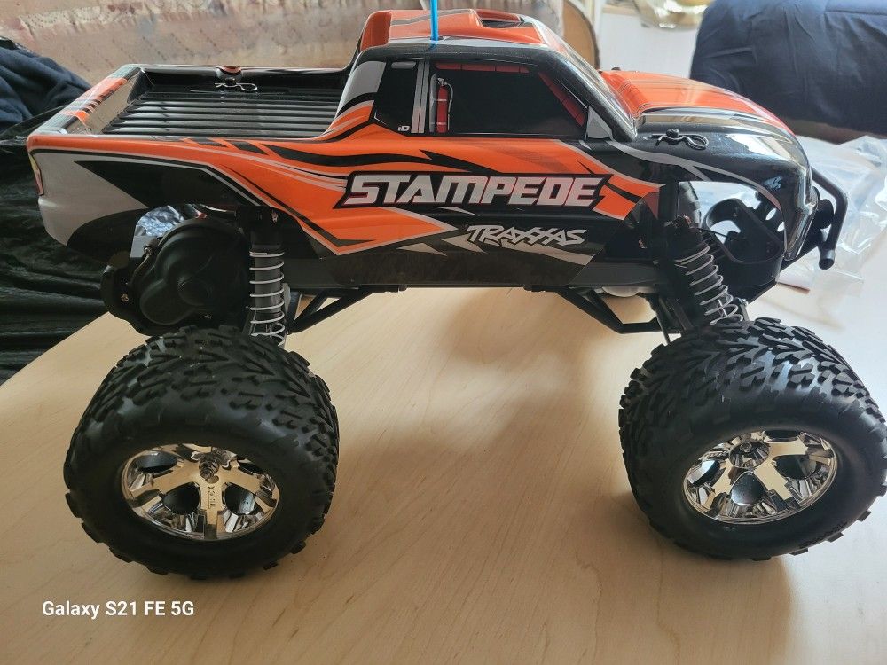 Traxxas Stampede  Like New Condition