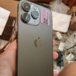 Sim Unlocked Apple IPhone 13 Pro 128gb Small Flaw 
