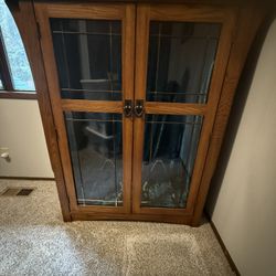 Free Large Display Caninet