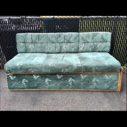 TODAY Sunday 12/7 ANY OFFER TAKES IT!  • Jackknife SofaBed - Ideal for Van Builds, Campers, or Tiny Homes! 