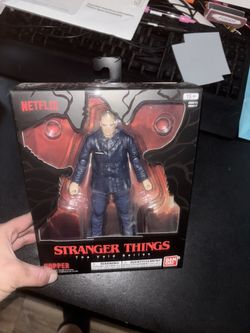 Stranger Things - Hopper Collectible