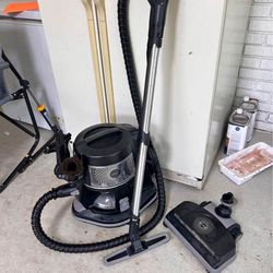 Rainbow-Vacuum-Cleaner 