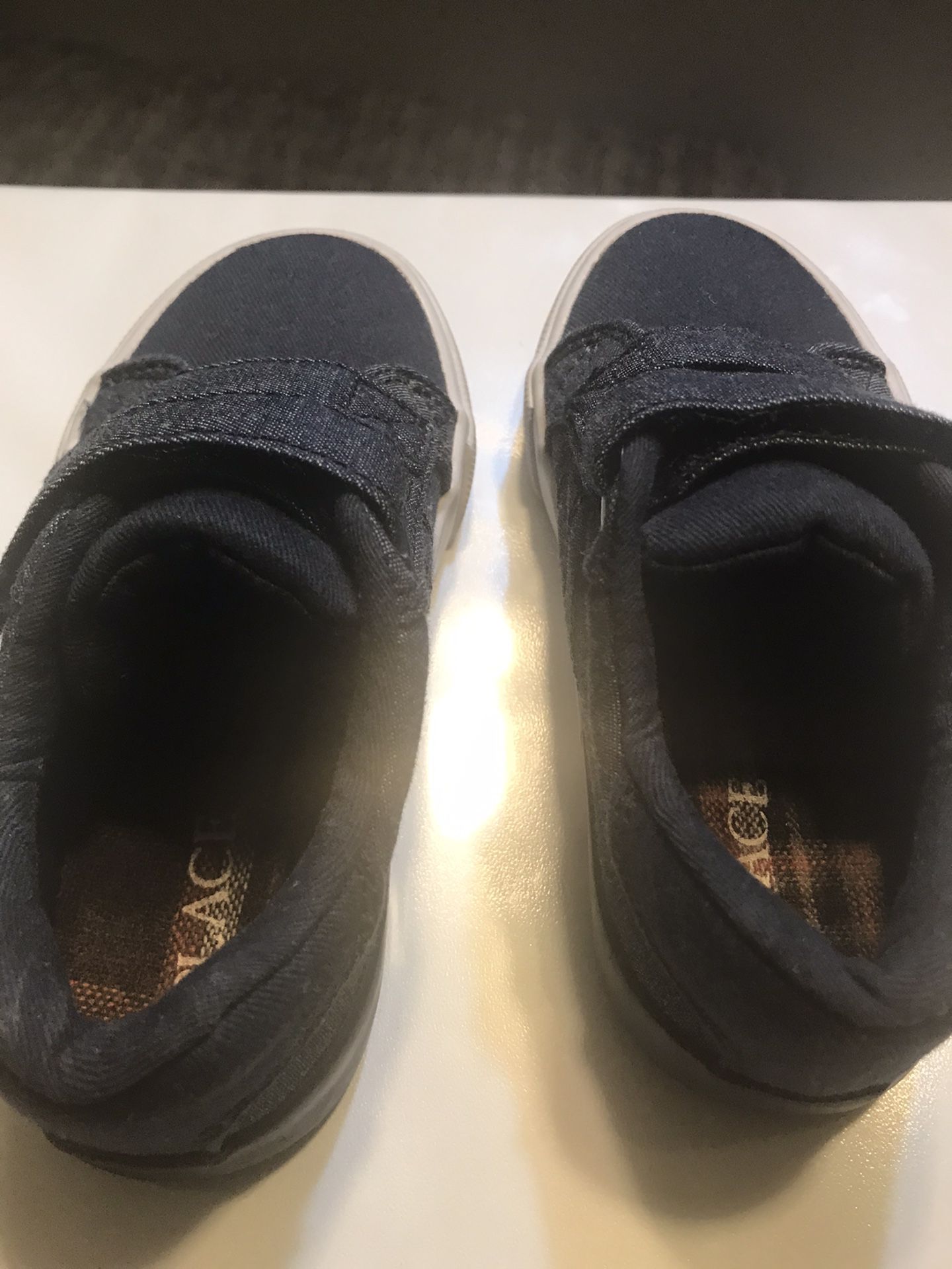 Toddlers Shoes Size 8