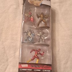 DC Nano Metalfigs