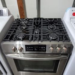New Open Box Stove Gas Stainless Steel Frigidaire