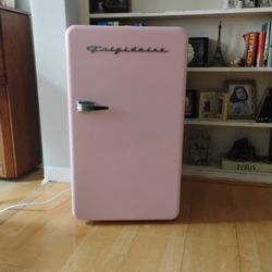 Pink New Retro Fridge 31" 
