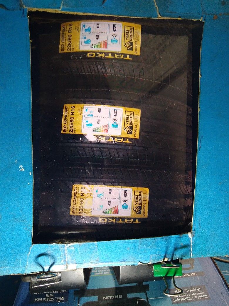 TIRE 225 60 16 Each ELMOFLES