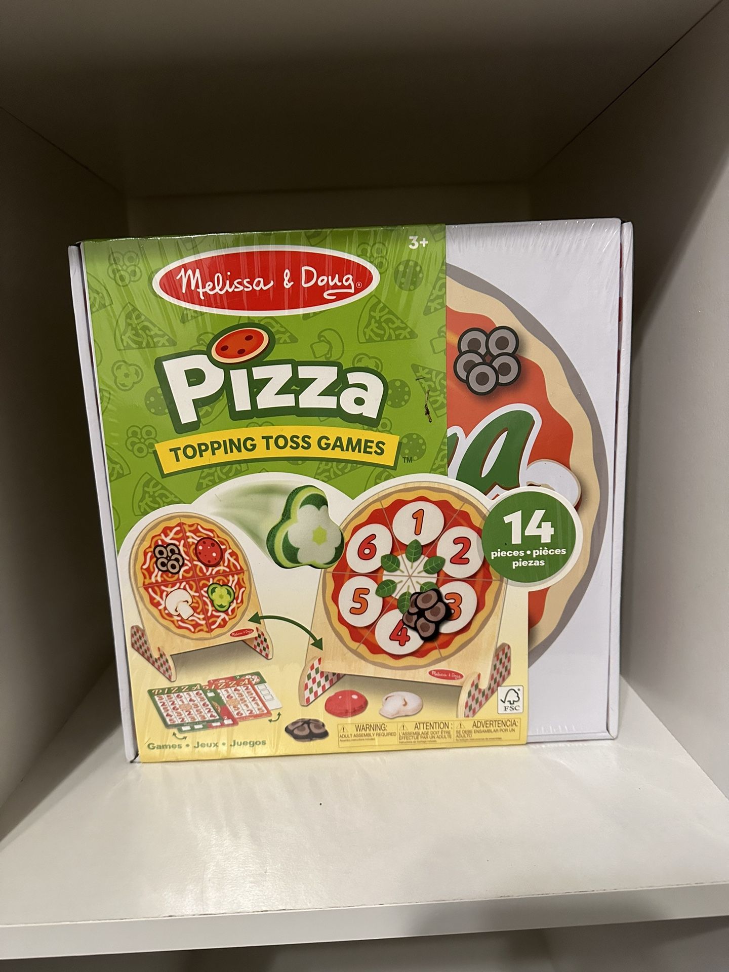 Melissa & Doug Pizza Topping Toss Game – 14-Piece Wooden Set Interactive, Fun, and Educational Game for Kids Ages 3+
