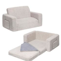 New Open Box Fold Out Toddler Couch with Blanket