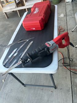 Saw All Milwaukee 6519 -35