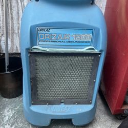 Dehumidifier 