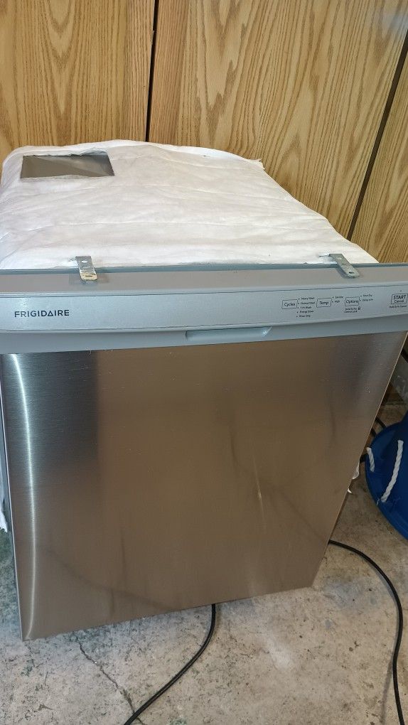 Frigidare Dishwasher