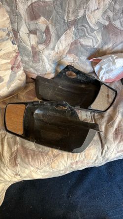 Tow mirrors