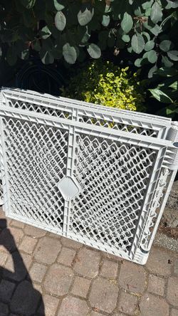 Playpin/ gate