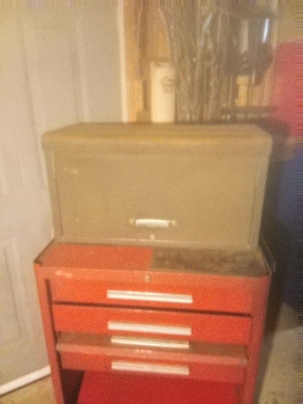 Kennedy Top Box