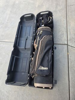 Golf bag with Clubs and carry case