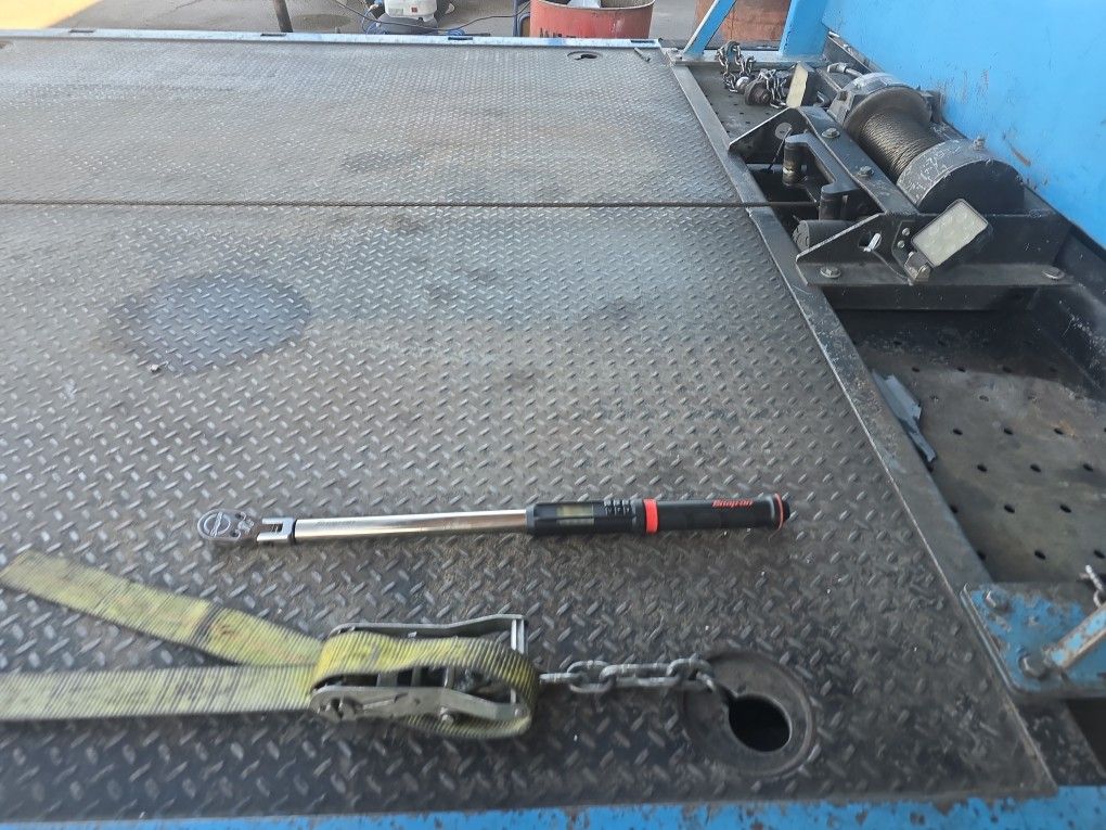 Snap On 1/2" Digital Torque Wrench ATECH3FR250B