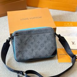 Louis Vuitton Messenger Bag – Turquoise, Gray & Black