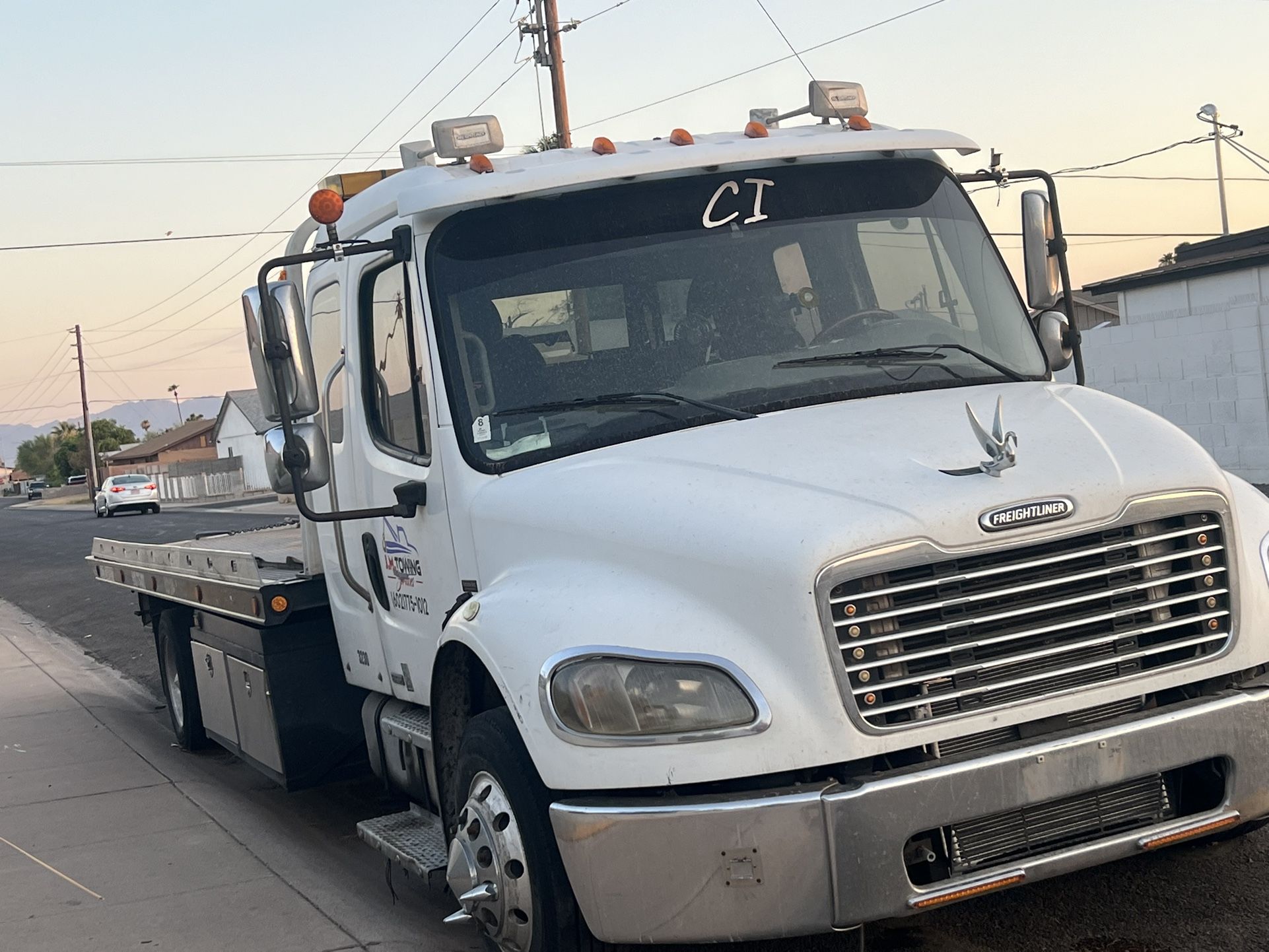 2007 Freightliner Tow