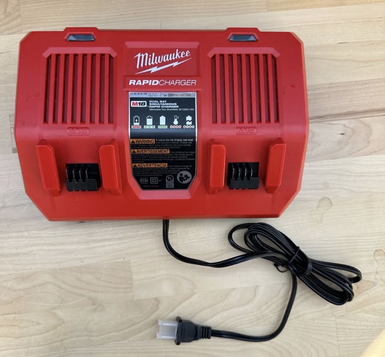 NEW NUEVO Milwaukee M18 18 Volt Lithium Ion Dual Bay Rapid Battery Charger