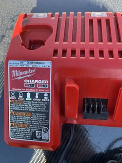 M12 and M18 12-Volt/18-Volt Lithium-Ion Multi-Voltage Rapid Battery Charger