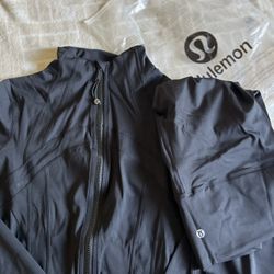 Black Lululemon set sz 6 $100
