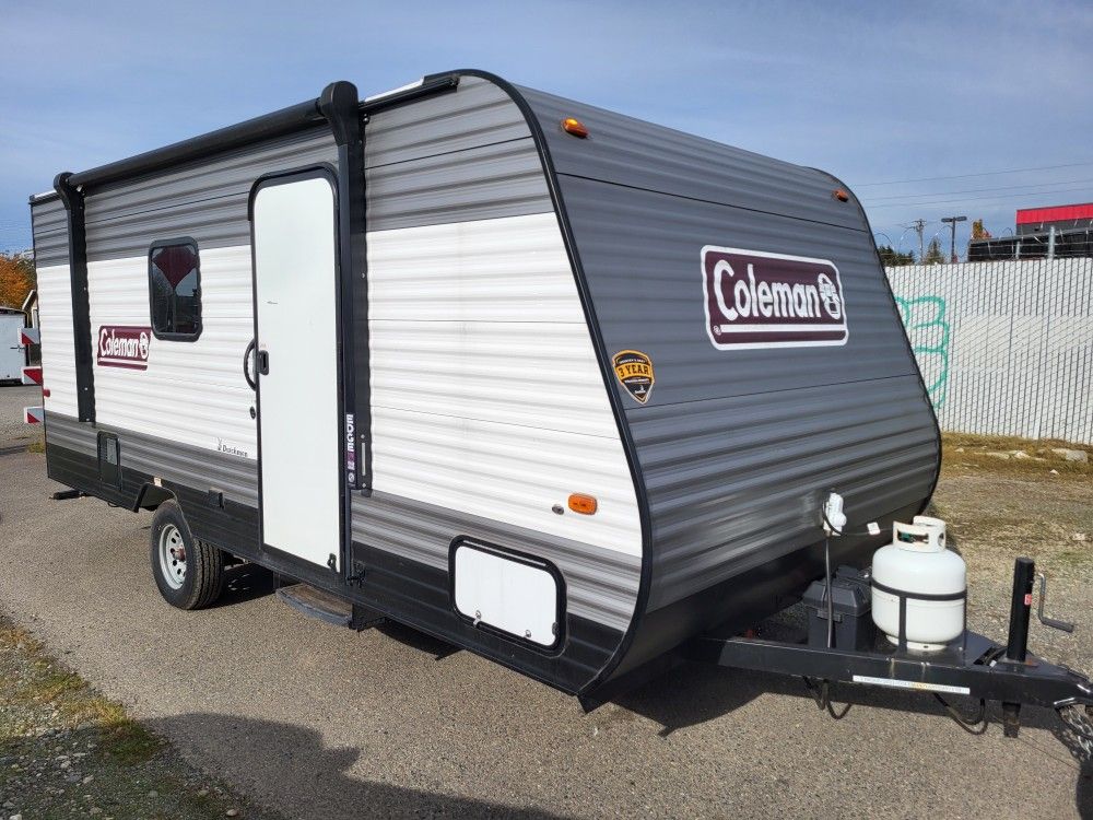 2021 Coleman Lantern 17b