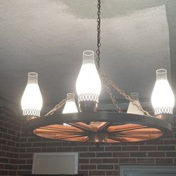 Wagon wheel chandelier 