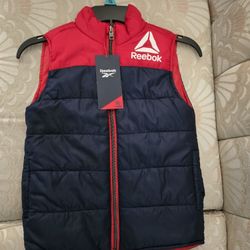 REEBOK Puffer Vest Size 5 ( Side Pockets) 
