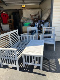 Patio set 4 peas