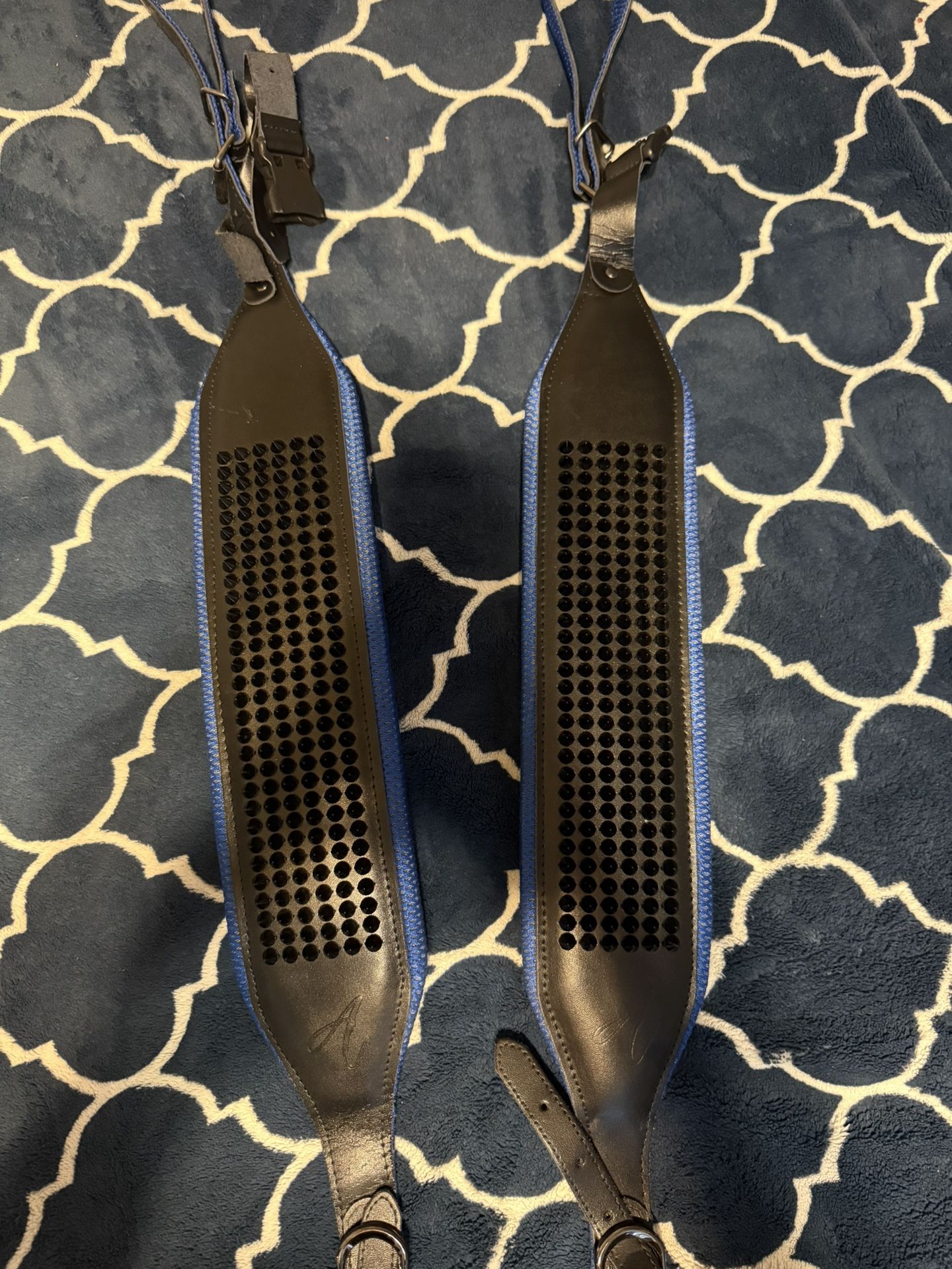 accordion Straps