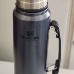 Stanley Classic Thermos Bottle 