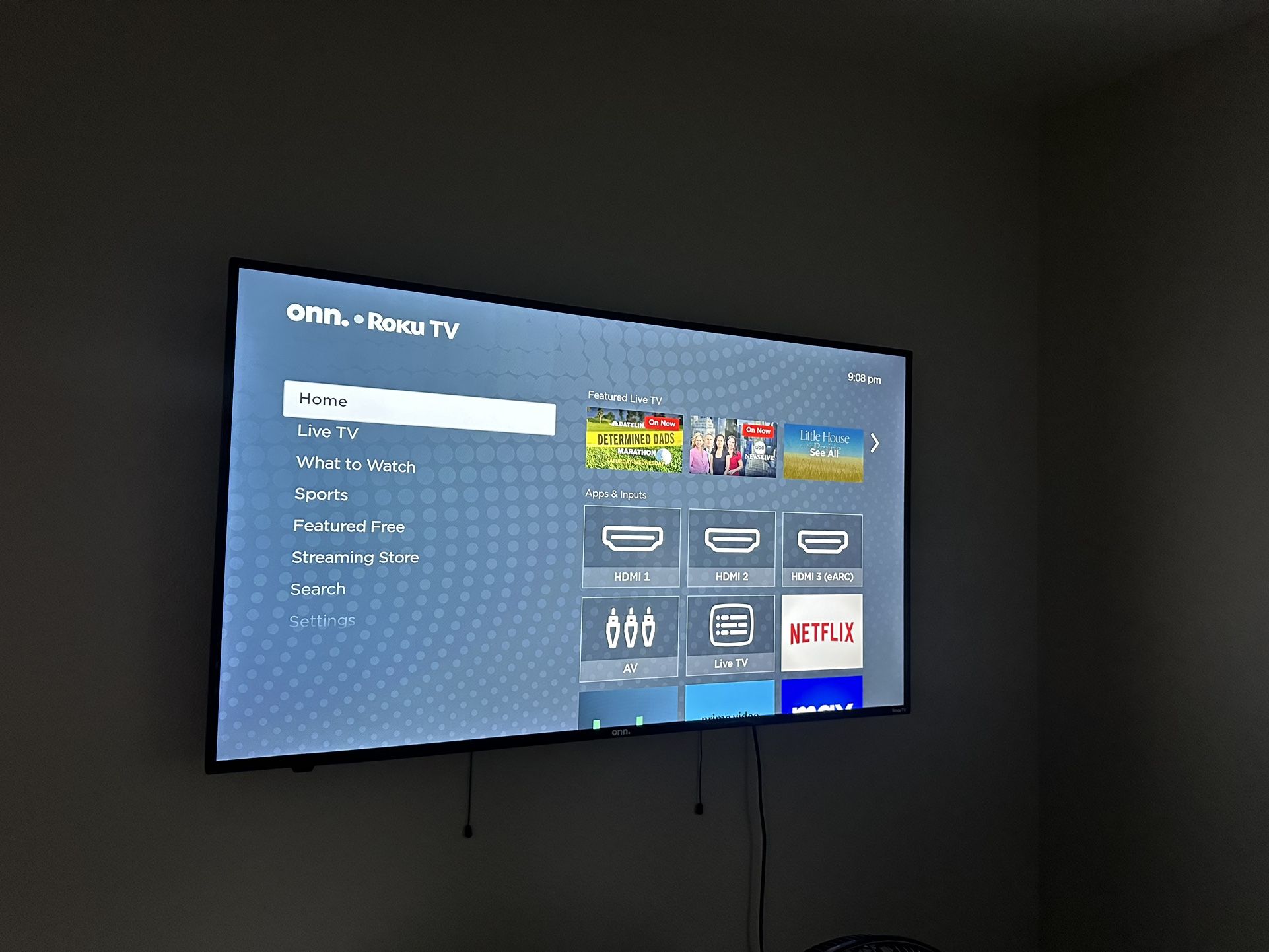 onn. ROKU TV 55’