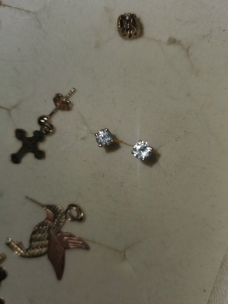 2 Real Diamond And Gold Earrings