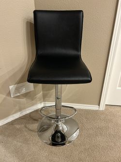 Black Adjustable Chair 