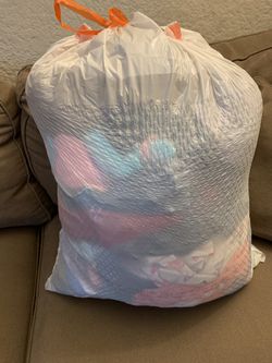 Ropa De Mujer Para Grande Y De Niña  Todo Por $25  En Mui Vuenas Condiciones