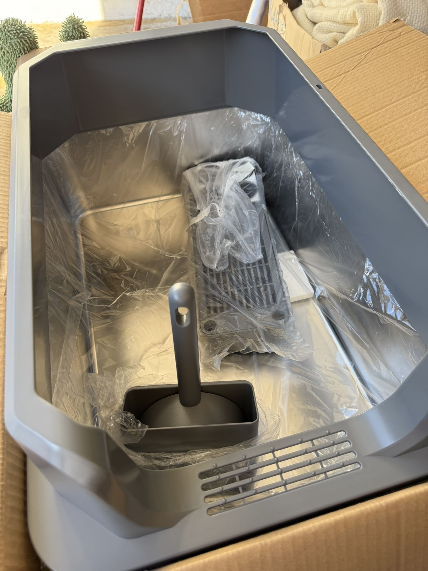 Cat Litter Box