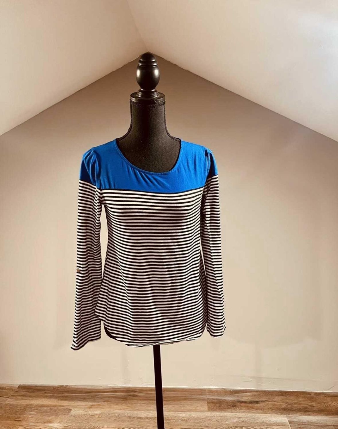 Small Blue Black White Stripe Ling Sleeve