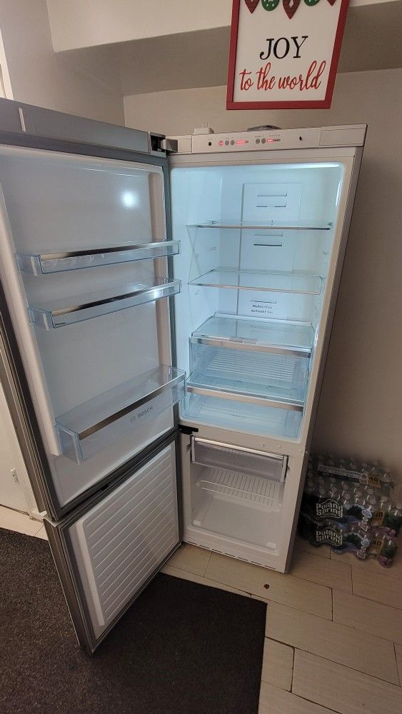 Bosch White Line Refrigerator 85% Off