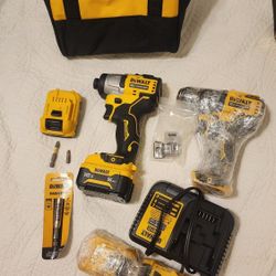 Dewalt Brushless Kit  4  Batteries 