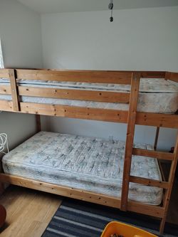 Bunk bed with mattress's