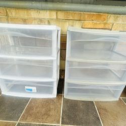 IN GOOD CONDITION PLASTIC DRAWER CONTAINERS!!