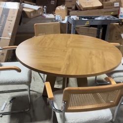 ❤️‍🔥 47-inch Round Dining Table, Wooden Kitchen Dining Table, 47" Dining Tables for 4-6, Accent Furniture$280