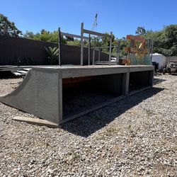 Half Pipe NEED GONE ASAP